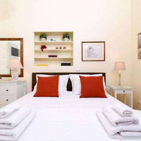 Classy Apartment In The Heart Of Athene Buitenkant foto